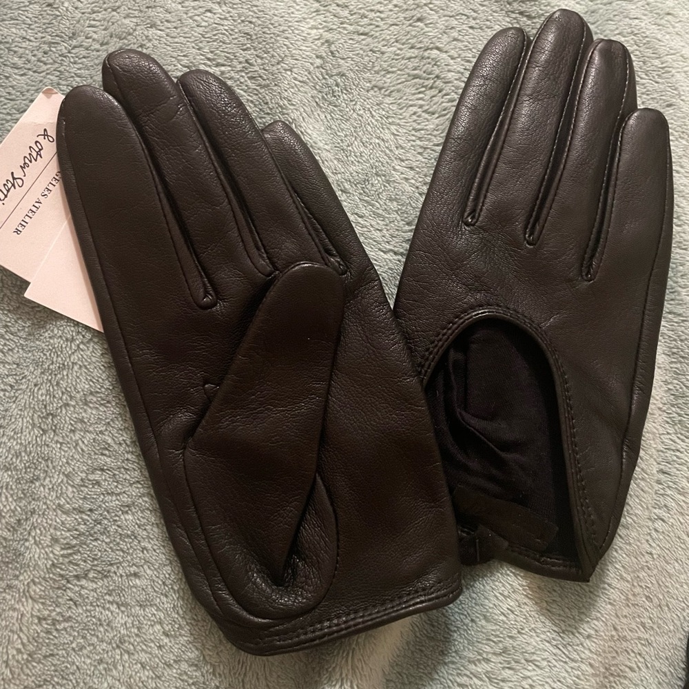 &other stories short black leather gloves - Picture 4 of 7